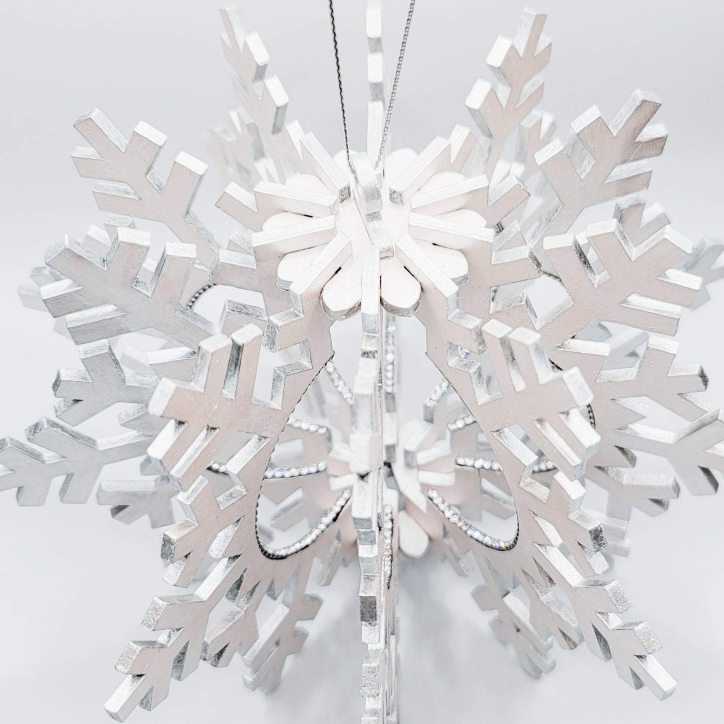 Exclusive Snowflake Christmas Ornament – 2024 Zenit Arts & Crafts Collection